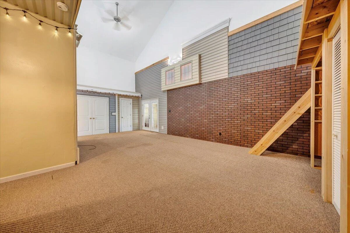 777 Mountain Pass RD - Photo 17