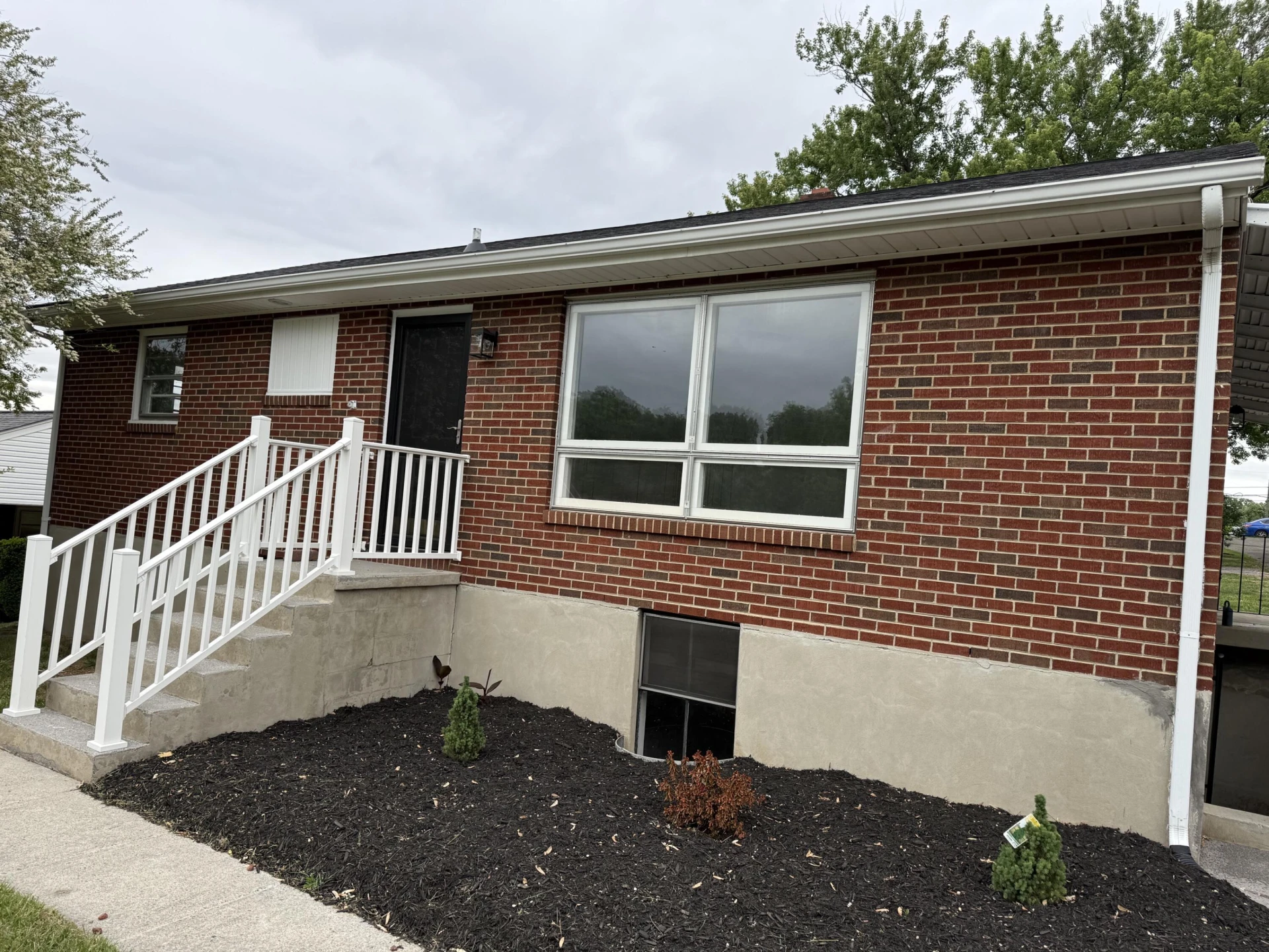 824 Coolbrook RD
