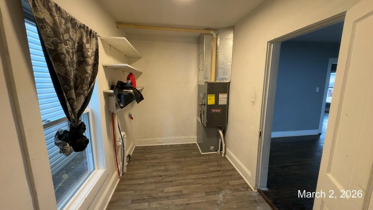 305 E Chestnut ST - Photo 13