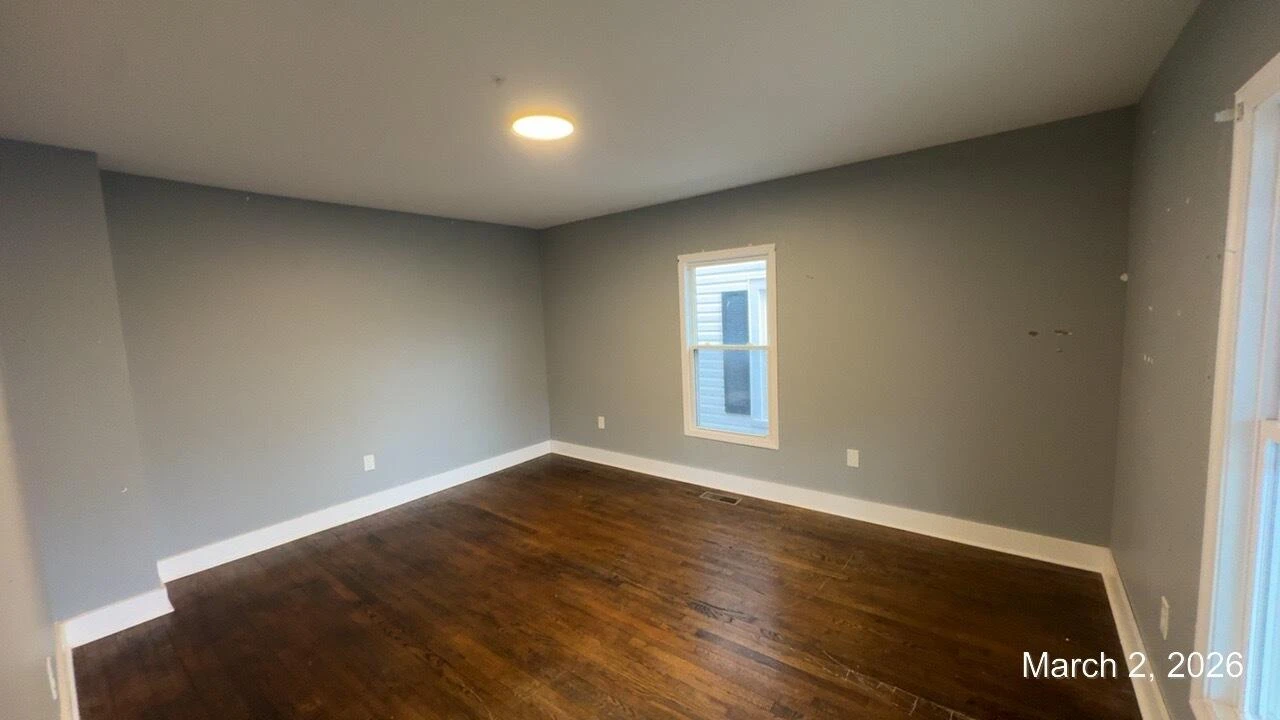 305 E Chestnut ST - Photo 6