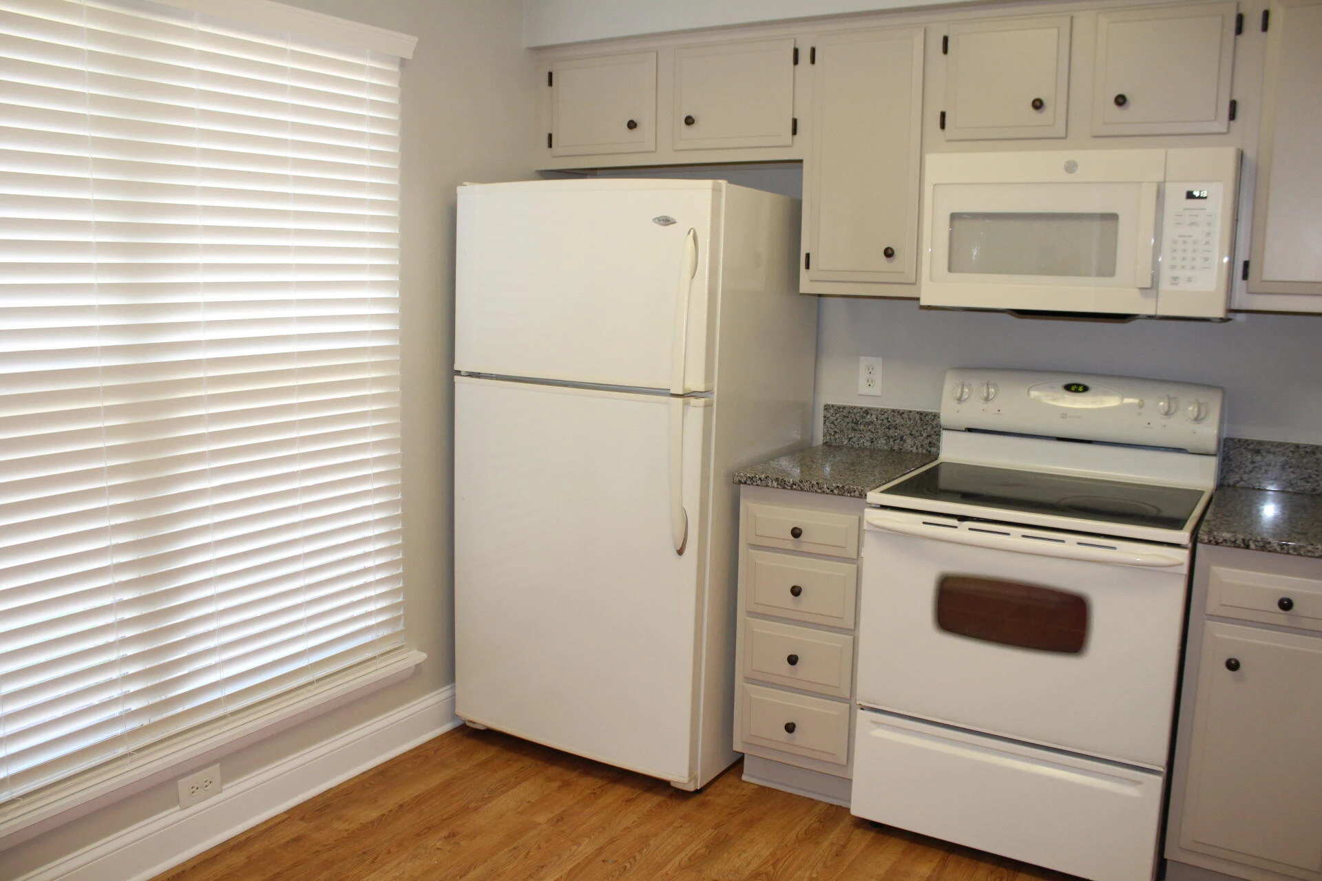 7016 Oak CT - Photo 4