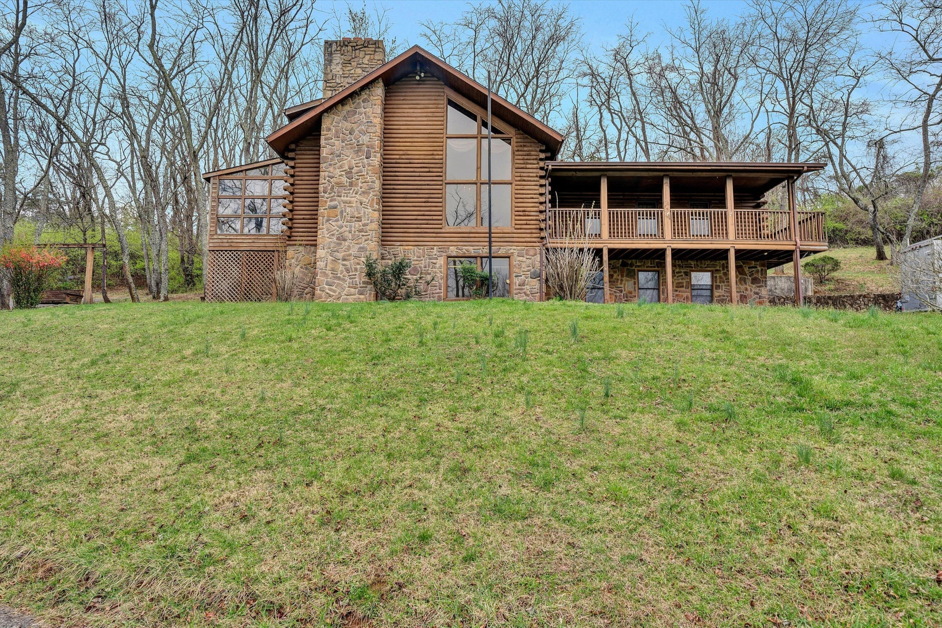 15 Verndale DR - Photo 2