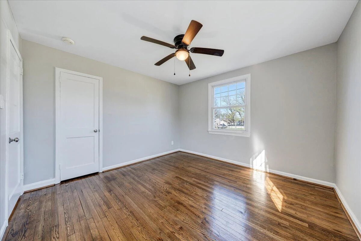 2105 Mountain AVE - Photo 23