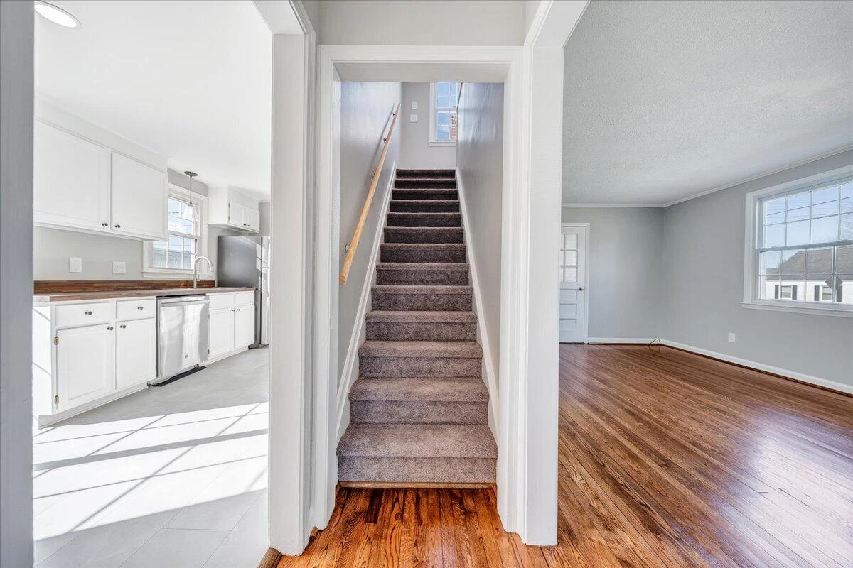 2105 Mountain AVE - Photo 26