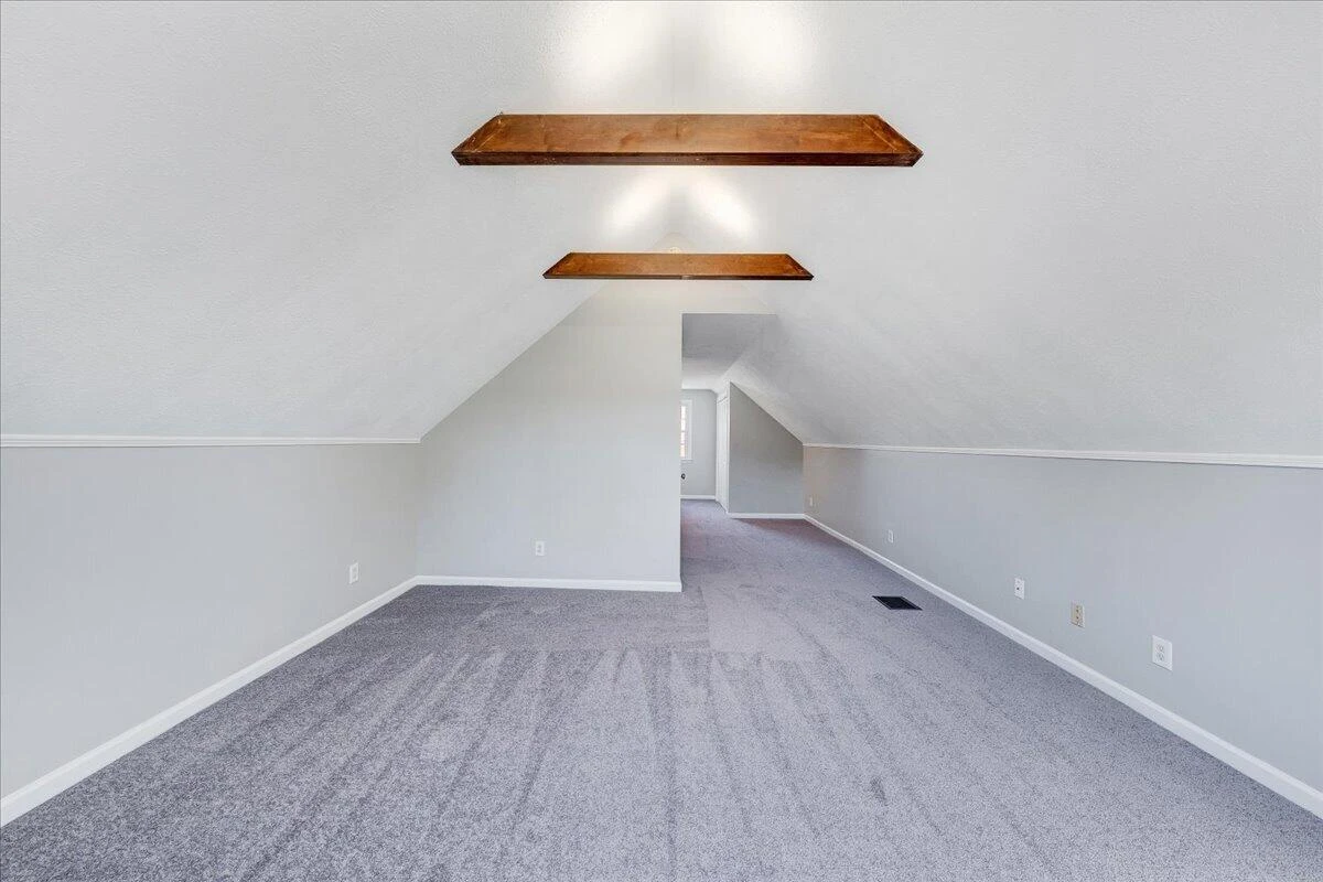 2105 Mountain AVE - Photo 28