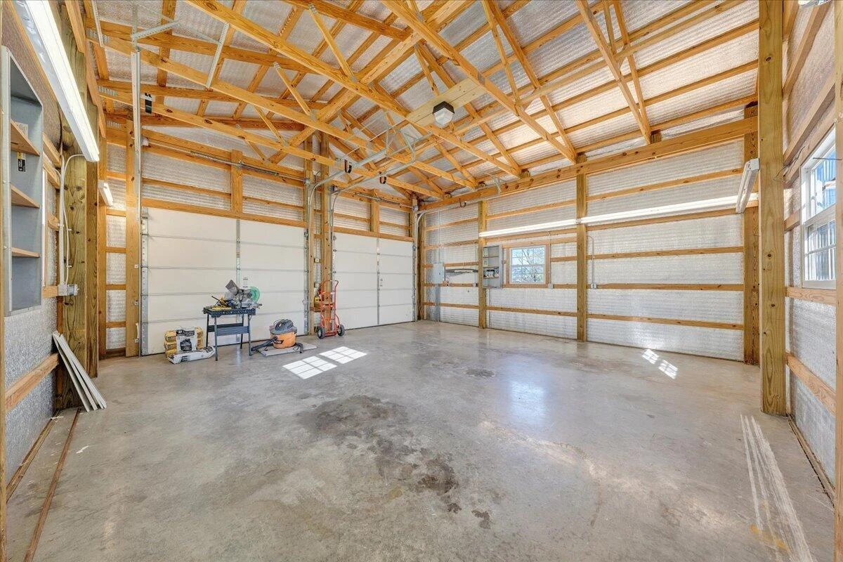 2105 Mountain AVE - Photo 34