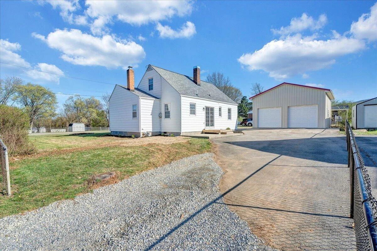 2105 Mountain AVE - Photo 38