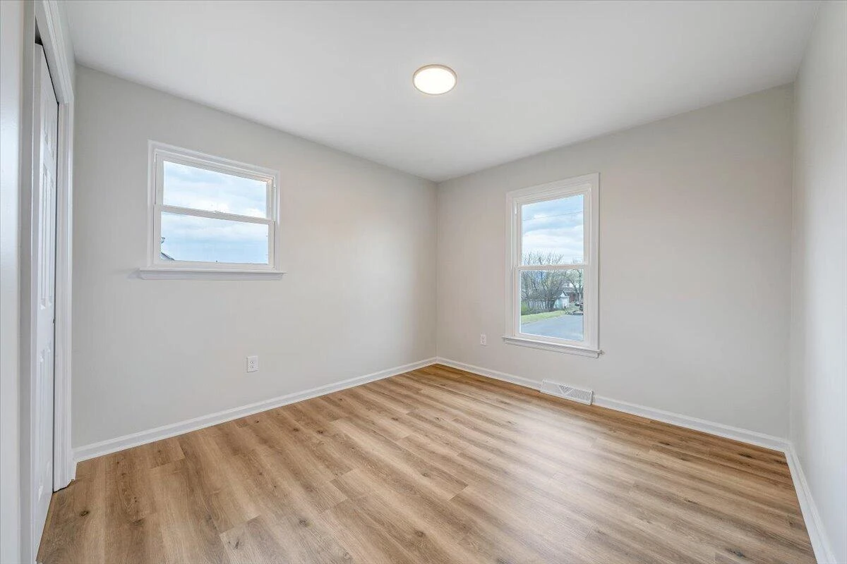 1801 Franwill AVE NW - Photo 17
