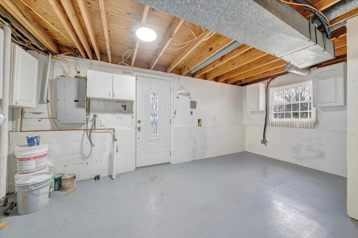 1801 Franwill AVE NW - Photo 30