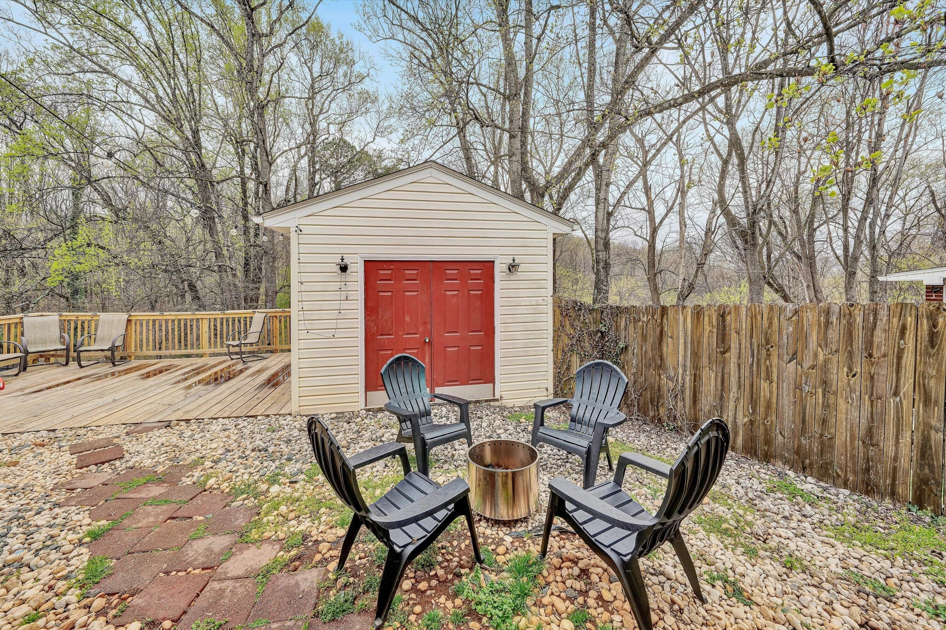 1740 Parker LN - Photo 23