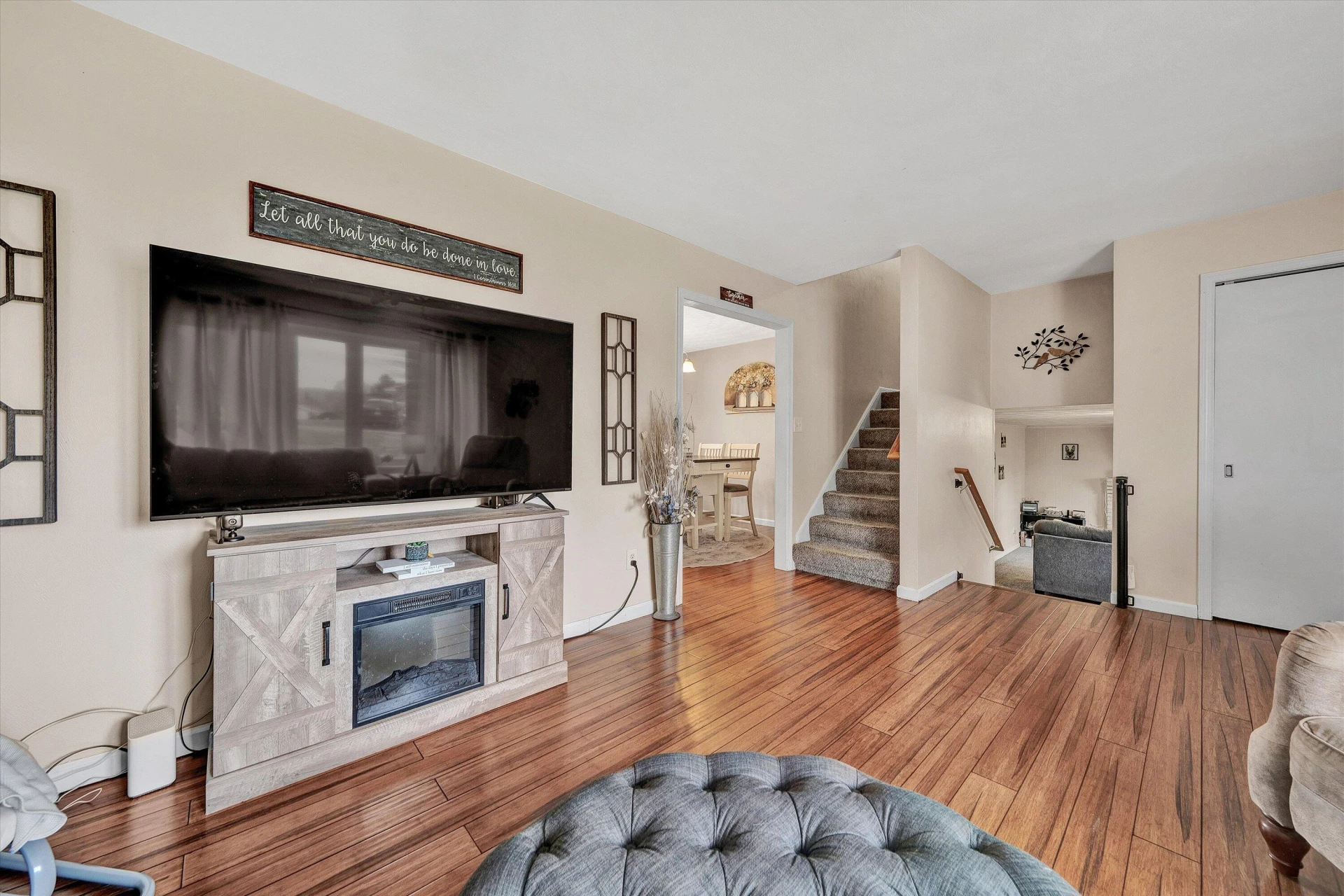 1740 Parker LN - Photo 7