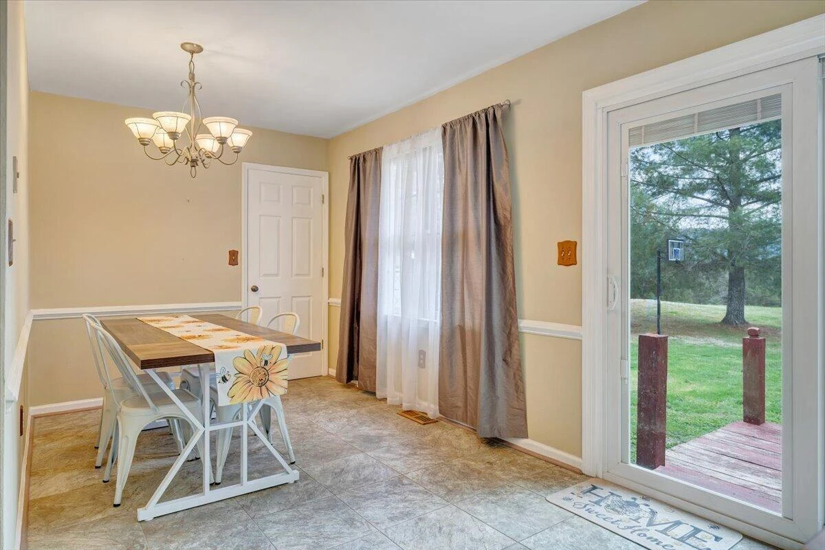 1905 Mount Joy RD - Photo 14
