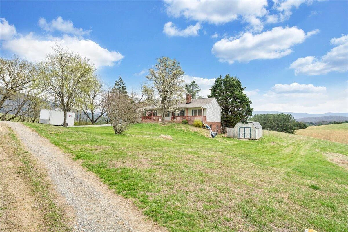 1905 Mount Joy RD - Photo 56