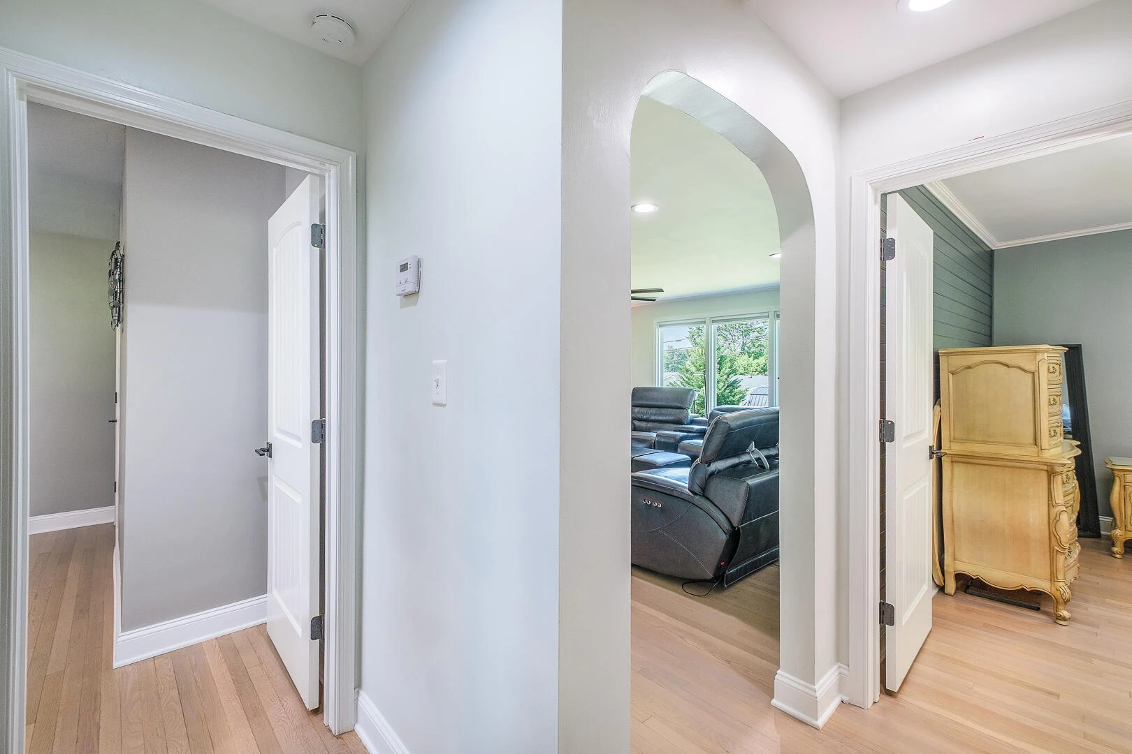 1307 S Massie AVE - Photo 29