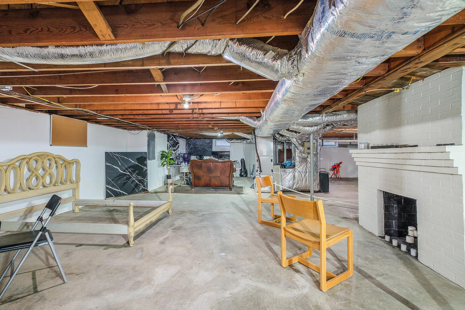 1307 S Massie AVE - Photo 37