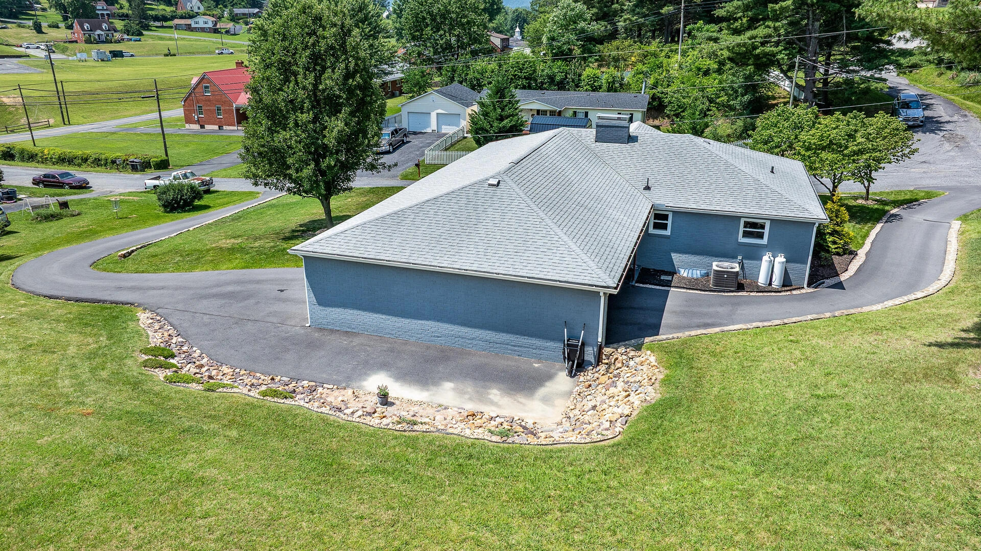 1307 S Massie AVE - Photo 42