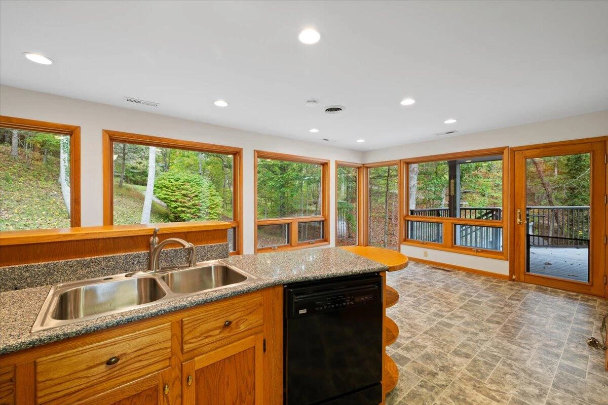701 Bishop RD - Photo 23