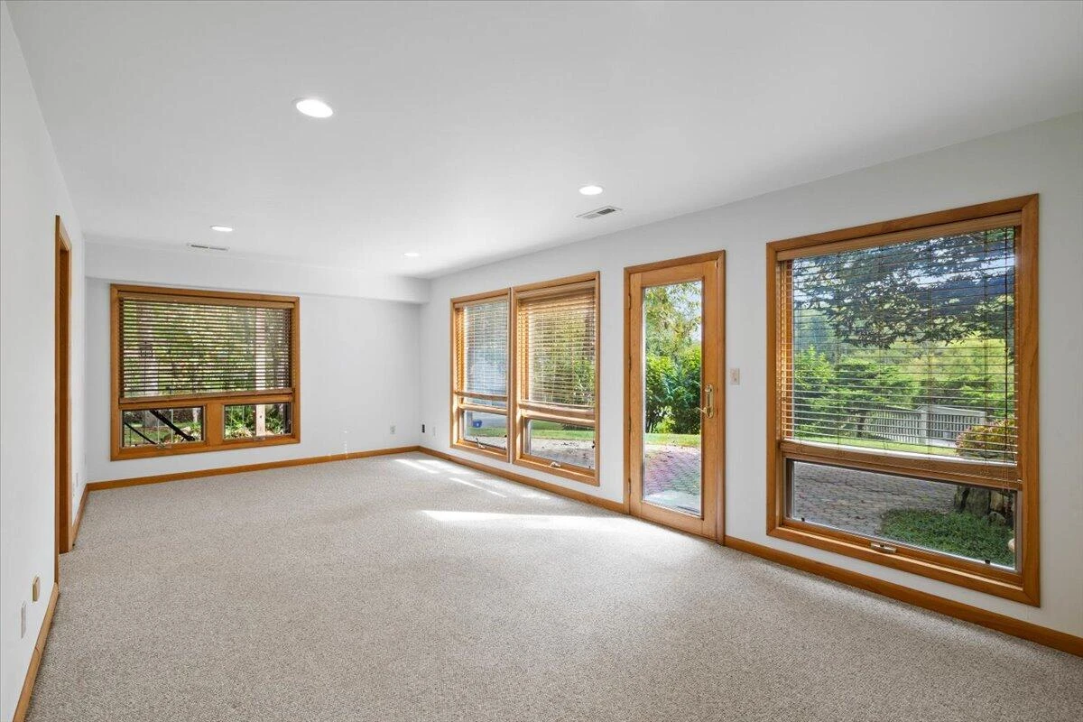 701 Bishop RD - Photo 31
