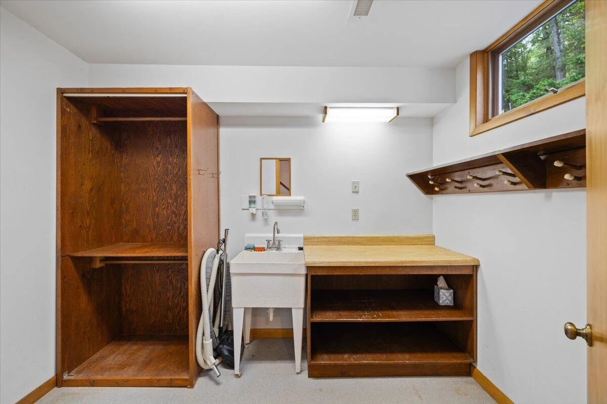 701 Bishop RD - Photo 38