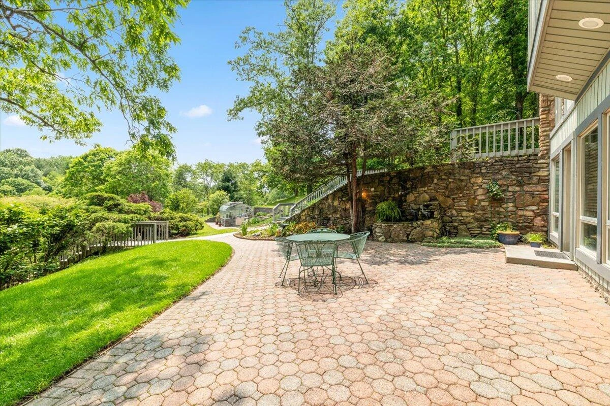 701 Bishop RD - Photo 48