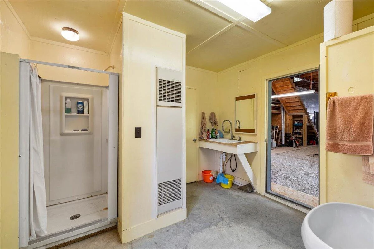 701 Bishop RD - Photo 67