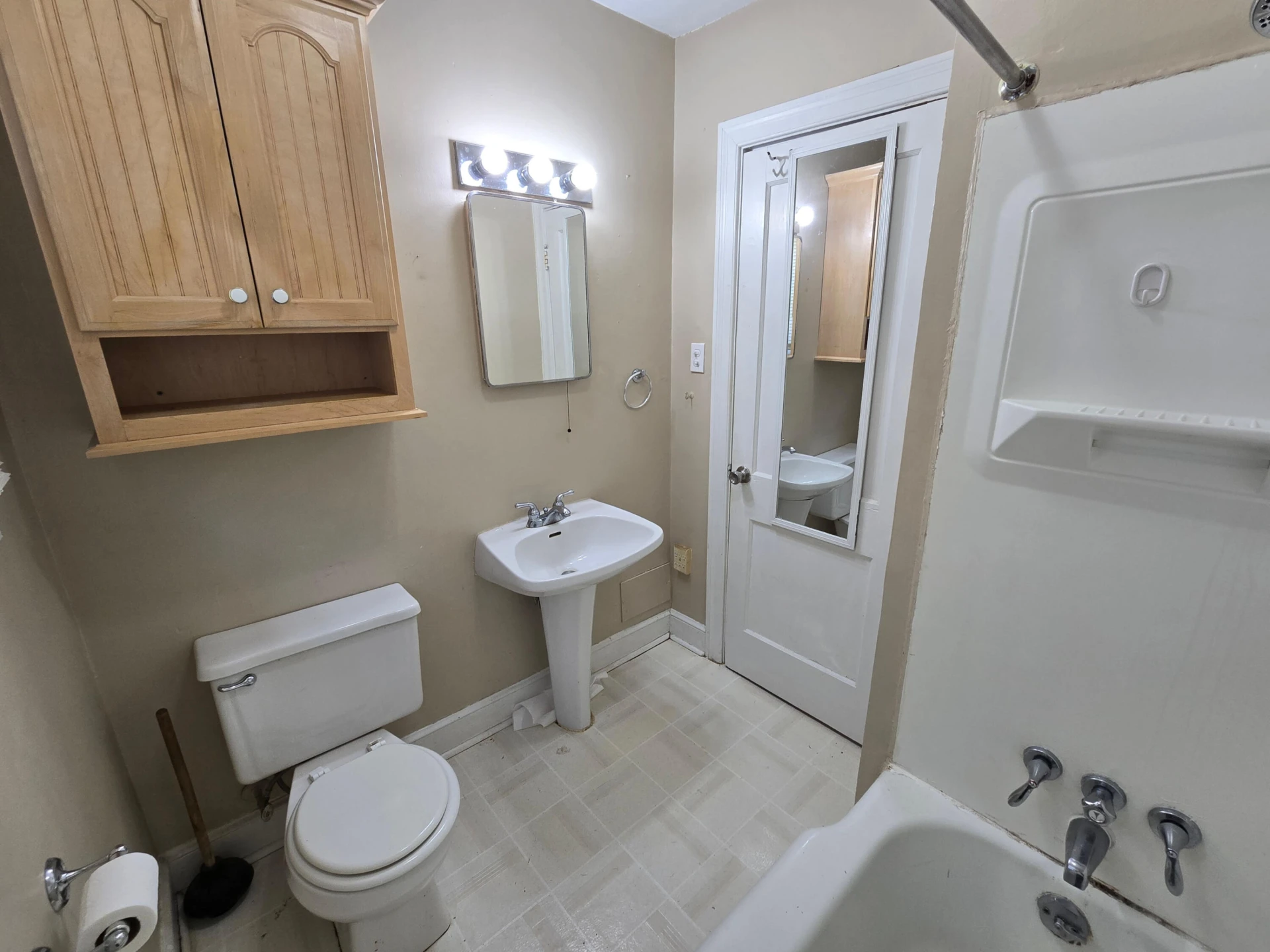 914 Whitney AVE NW - Photo 11