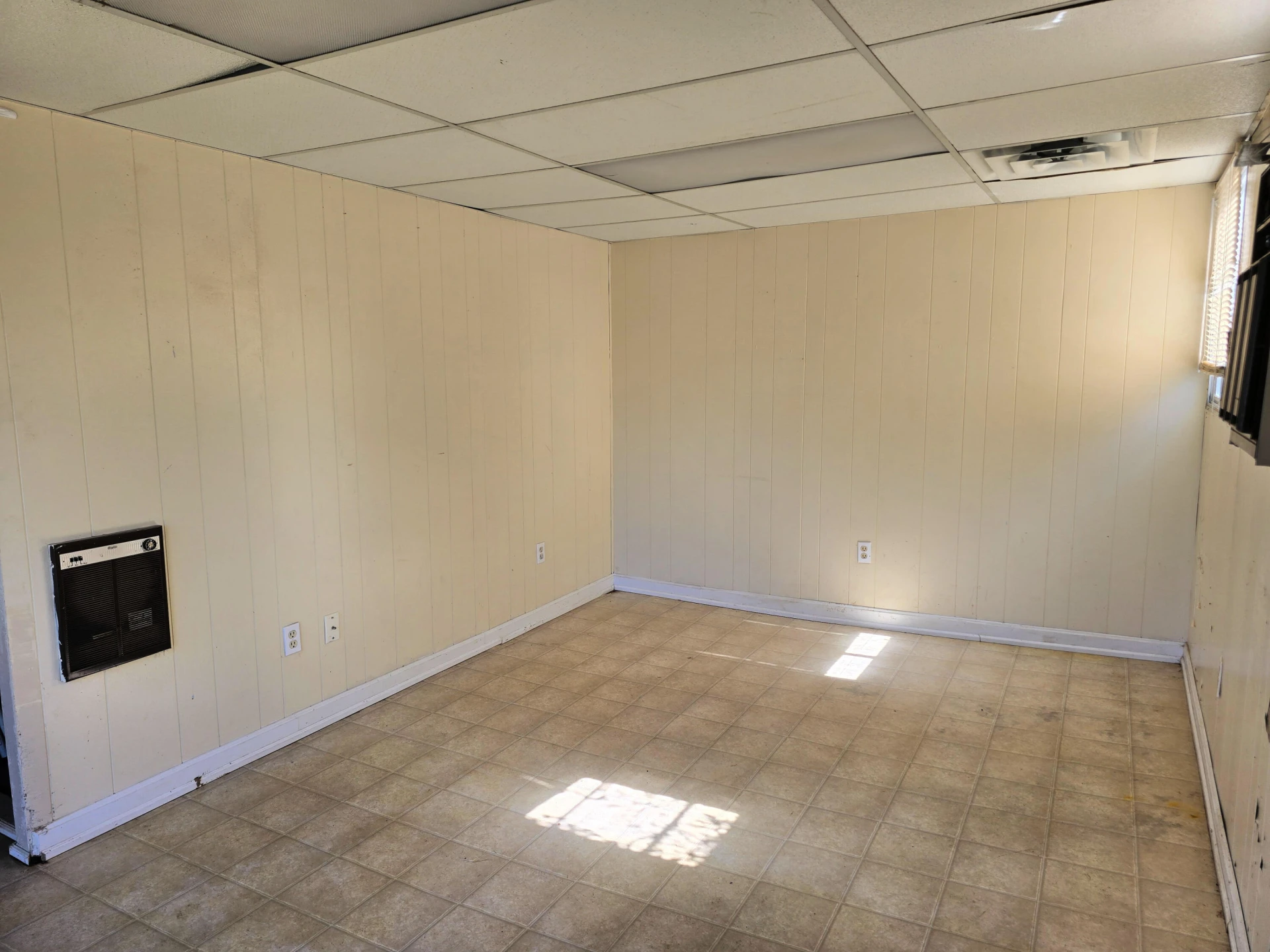 914 Whitney AVE NW - Photo 8