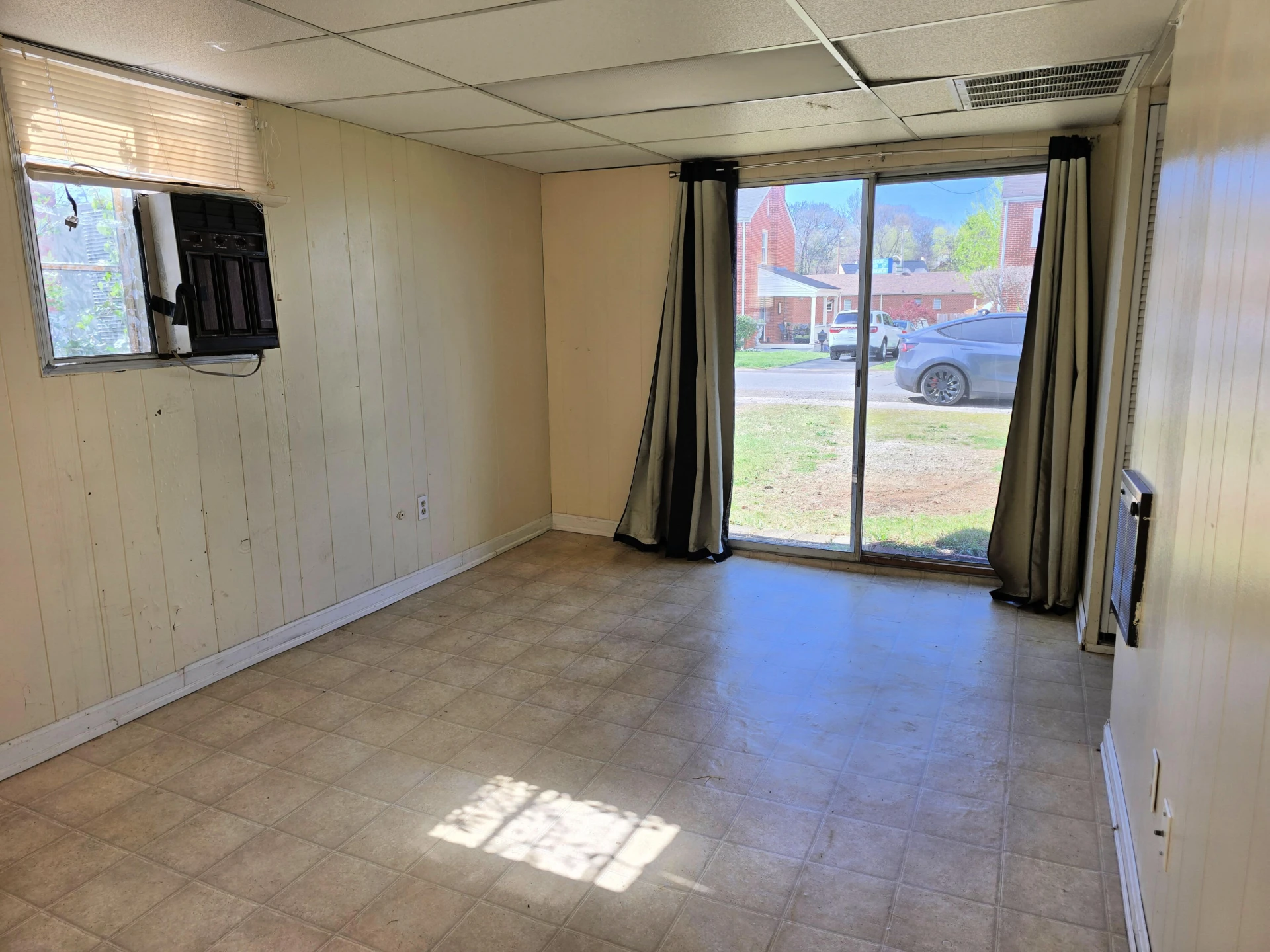 914 Whitney AVE NW - Photo 9