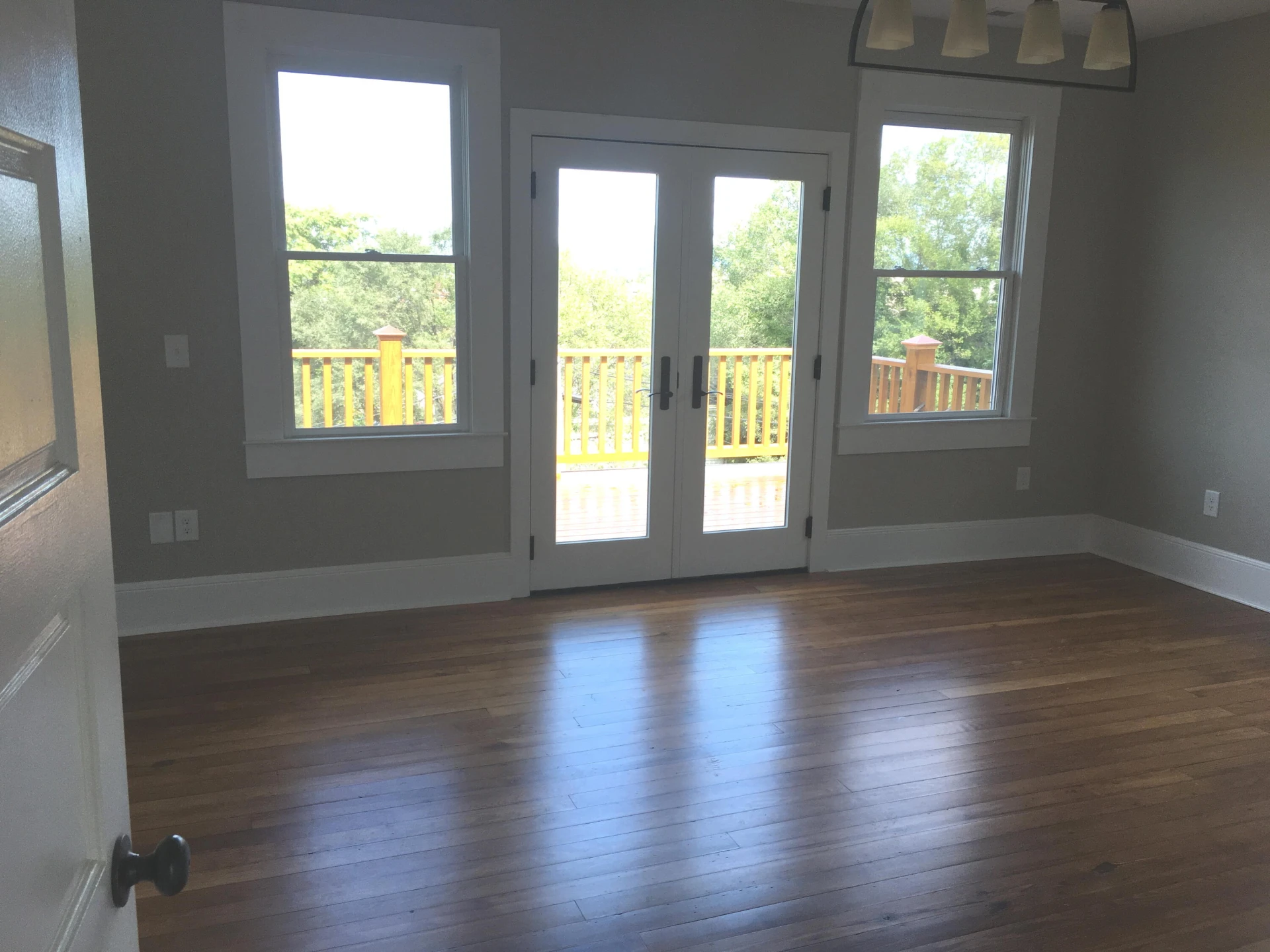 415 Day AVE SW - Photo 2