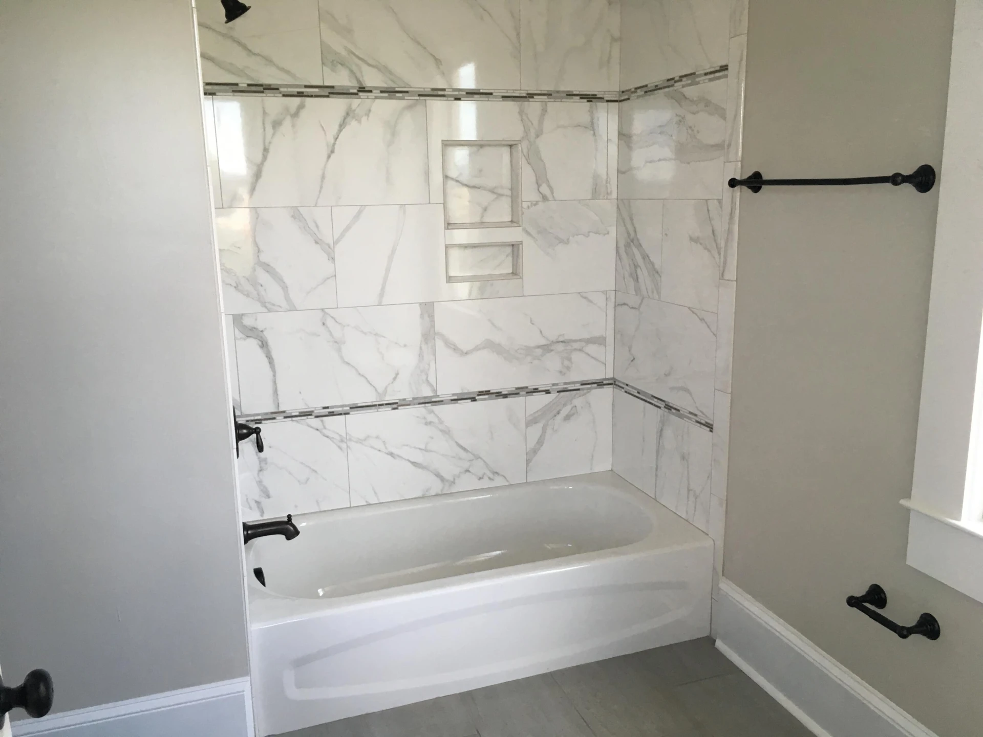 415 Day AVE SW - Photo 9