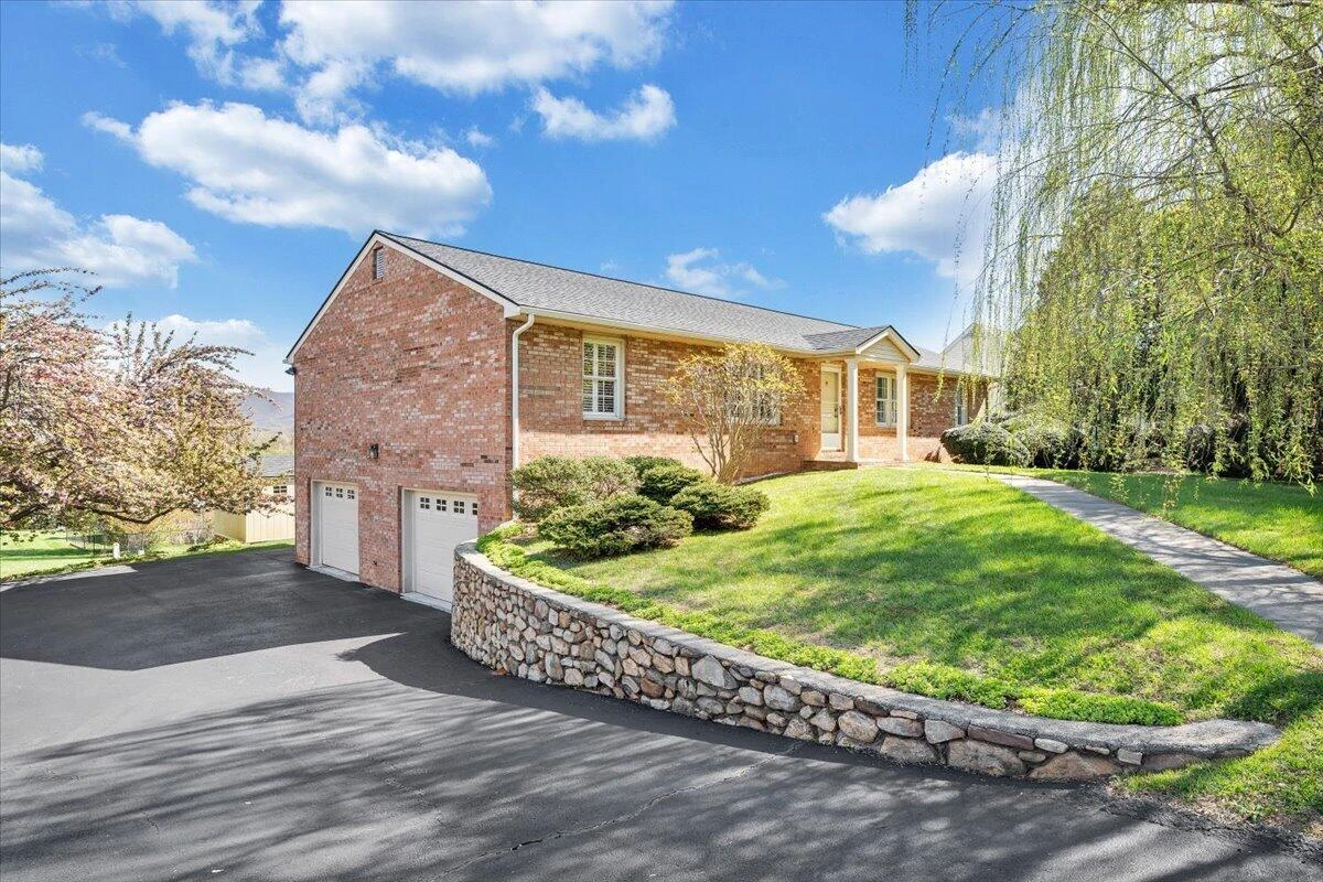 139 Winesap RD - Photo 69