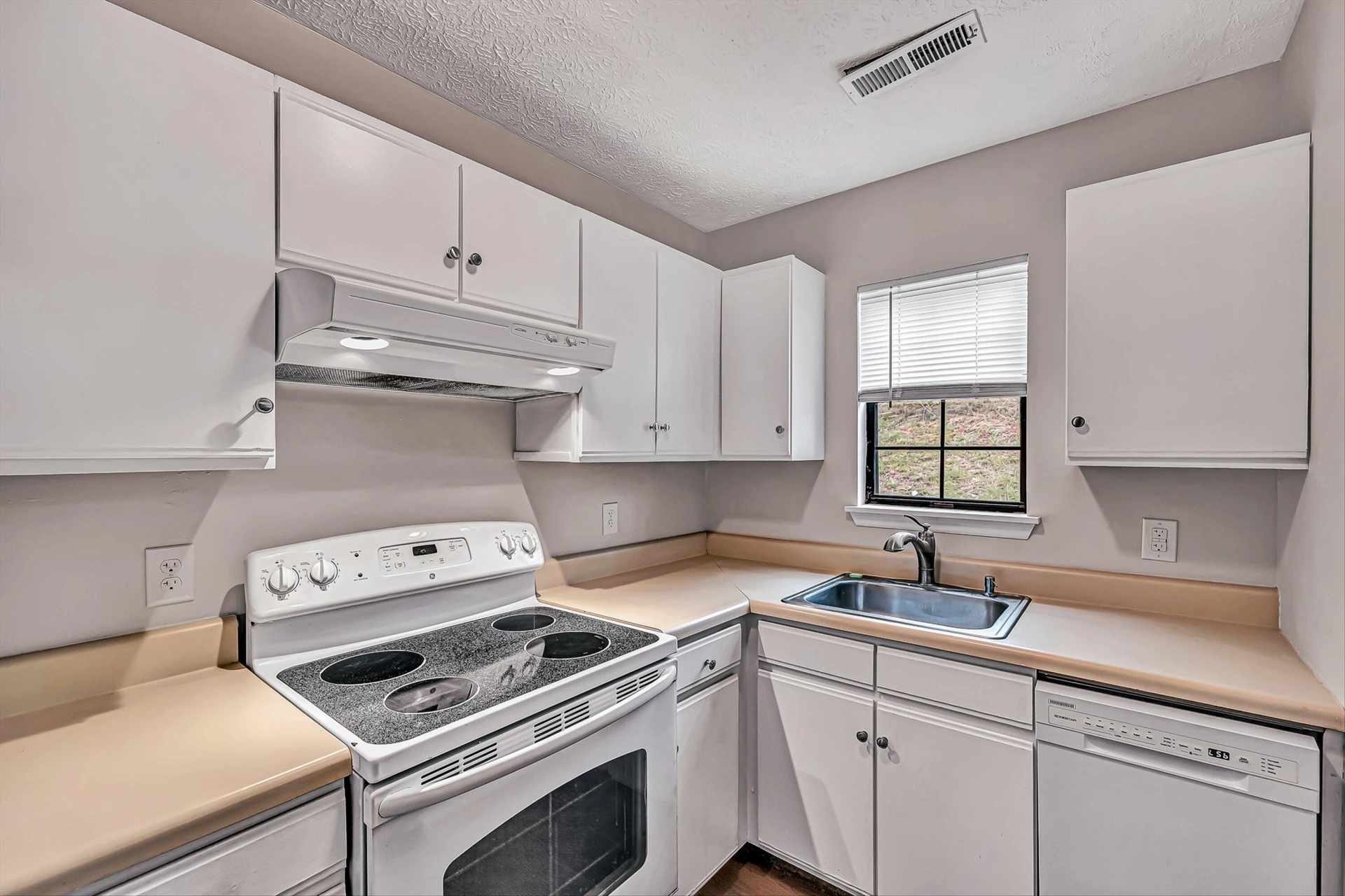 162 Tinkerview DR - Photo 9
