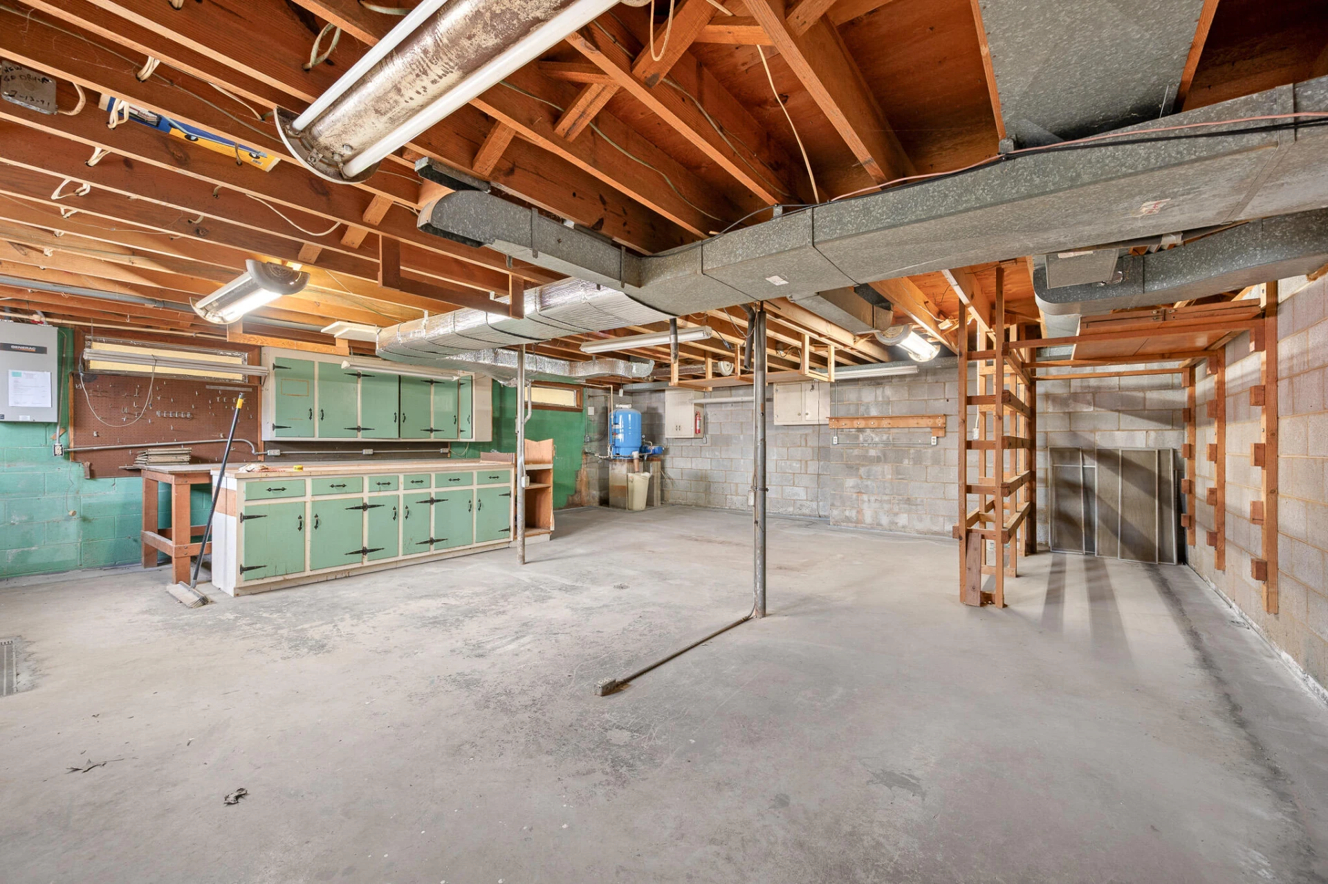 1128 Snead CIR - Photo 32
