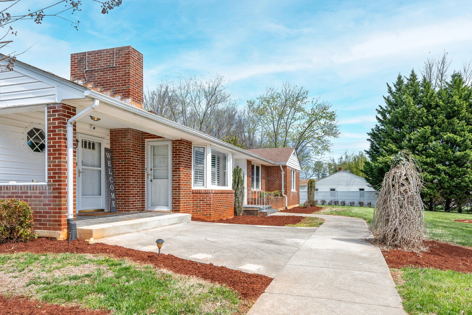 1128 Snead CIR - Photo 4