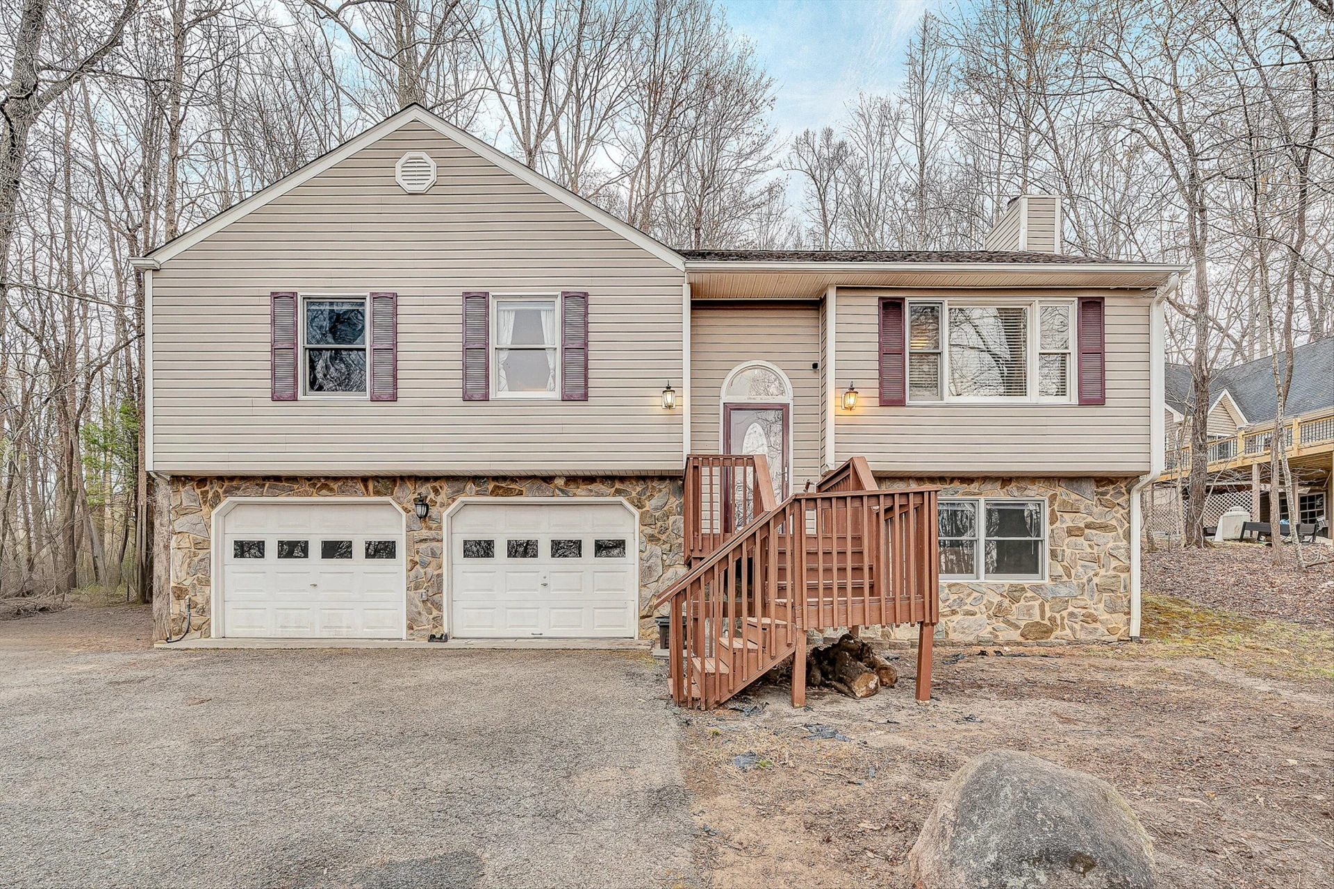 769 Lakeshore Terrace RD