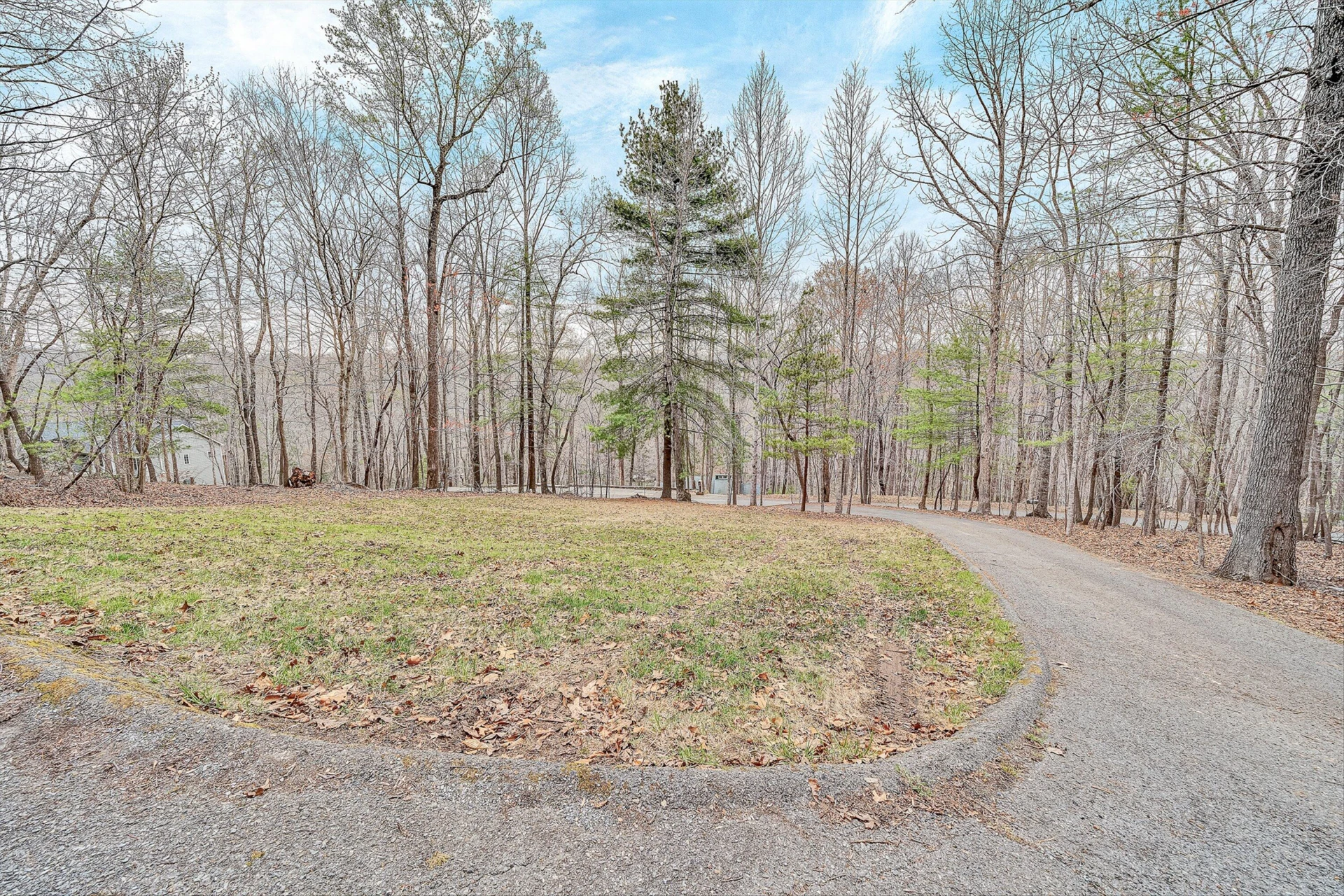 769 Lakeshore Terrace RD - Photo 36