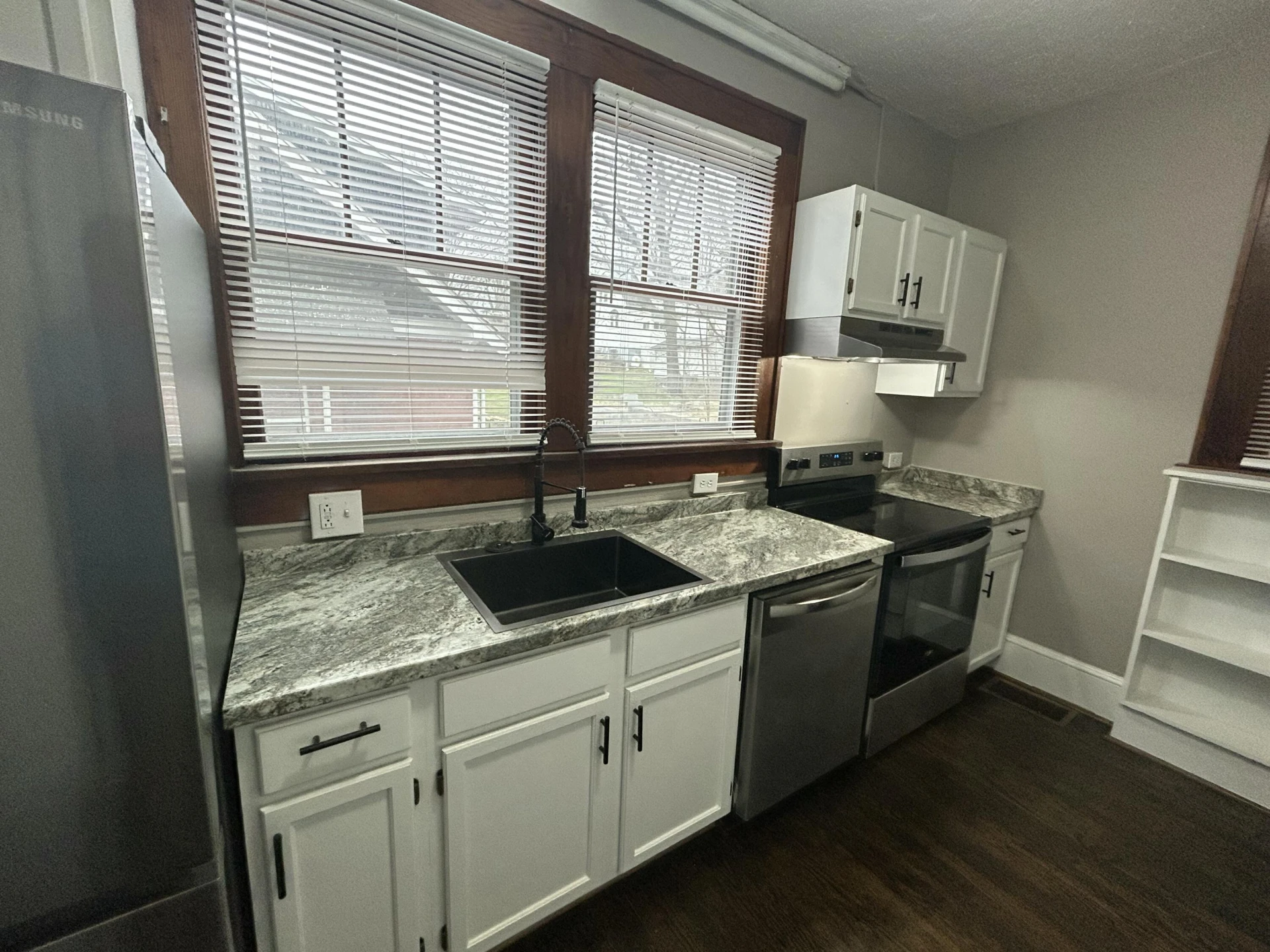 315 S Washington AVE - Photo 16