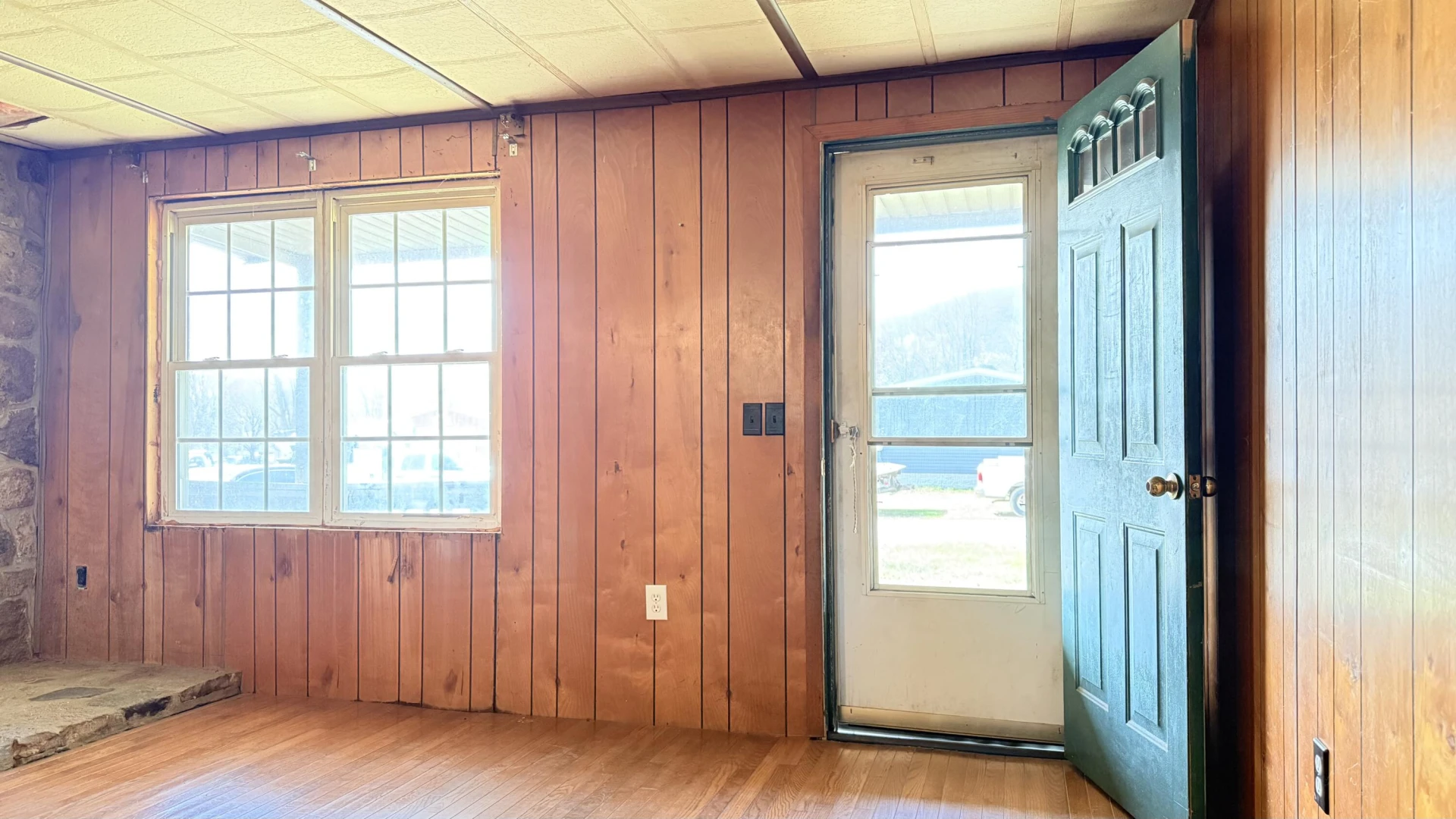 338 4th ST - Photo 10