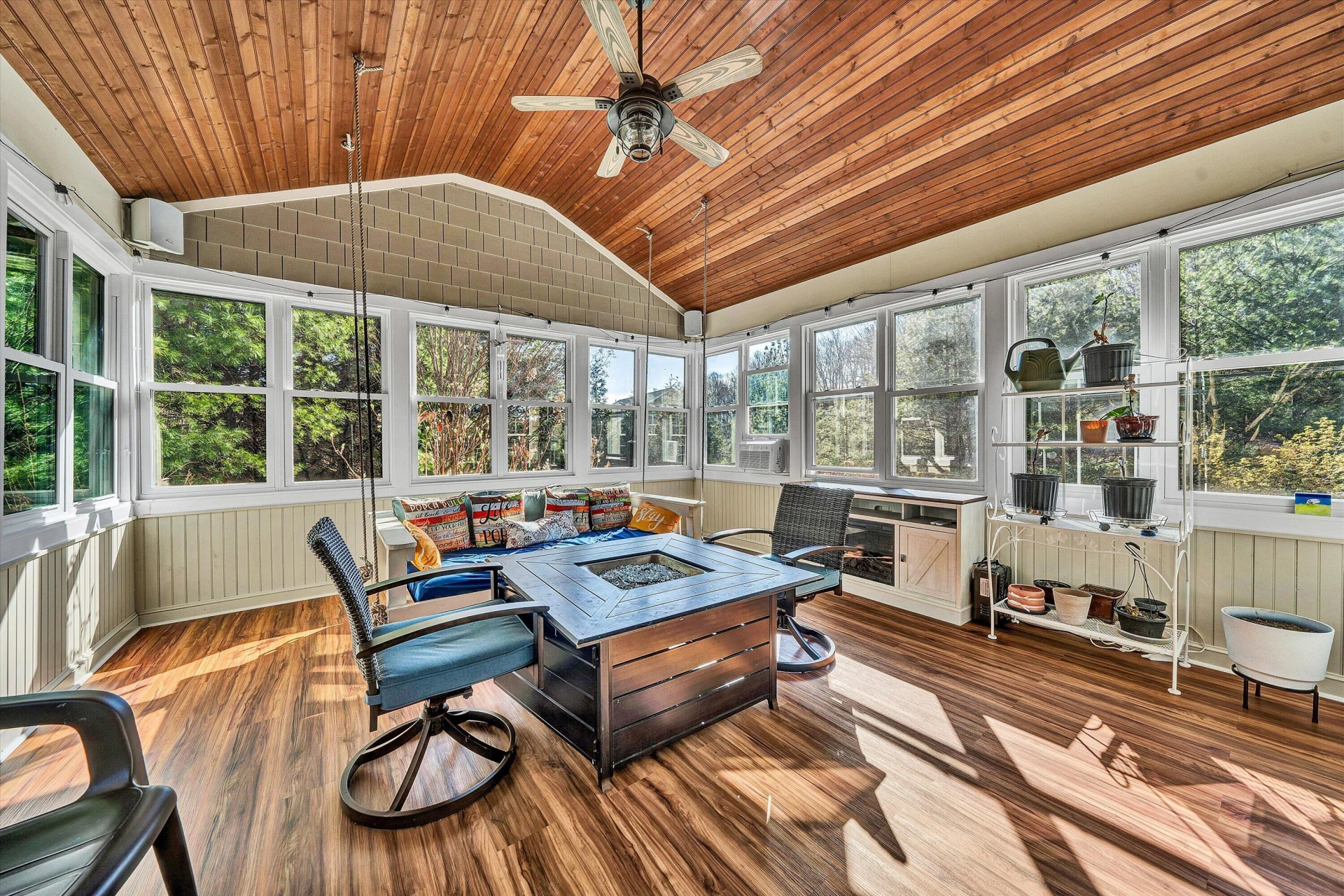 1107 Belcroft CT - Photo 18