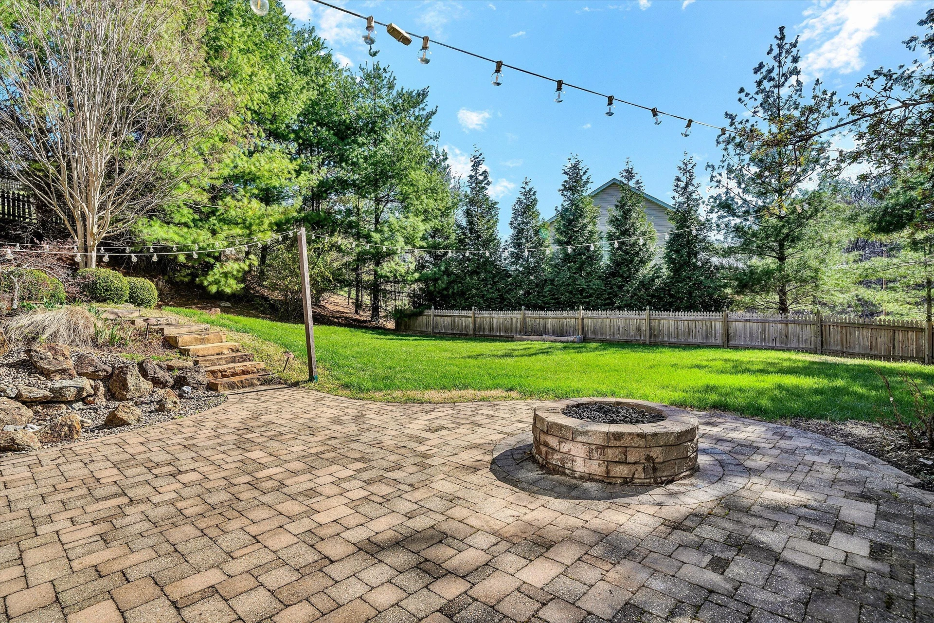 1107 Belcroft CT - Photo 56