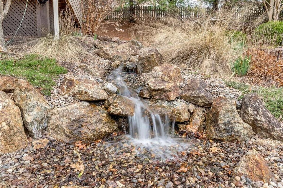 1107 Belcroft CT - Photo 59