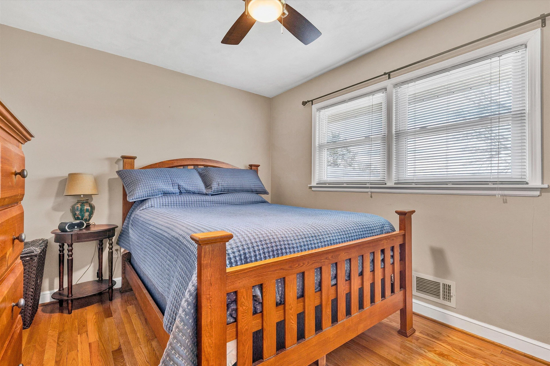 3411 Frontier RD NW - Photo 17