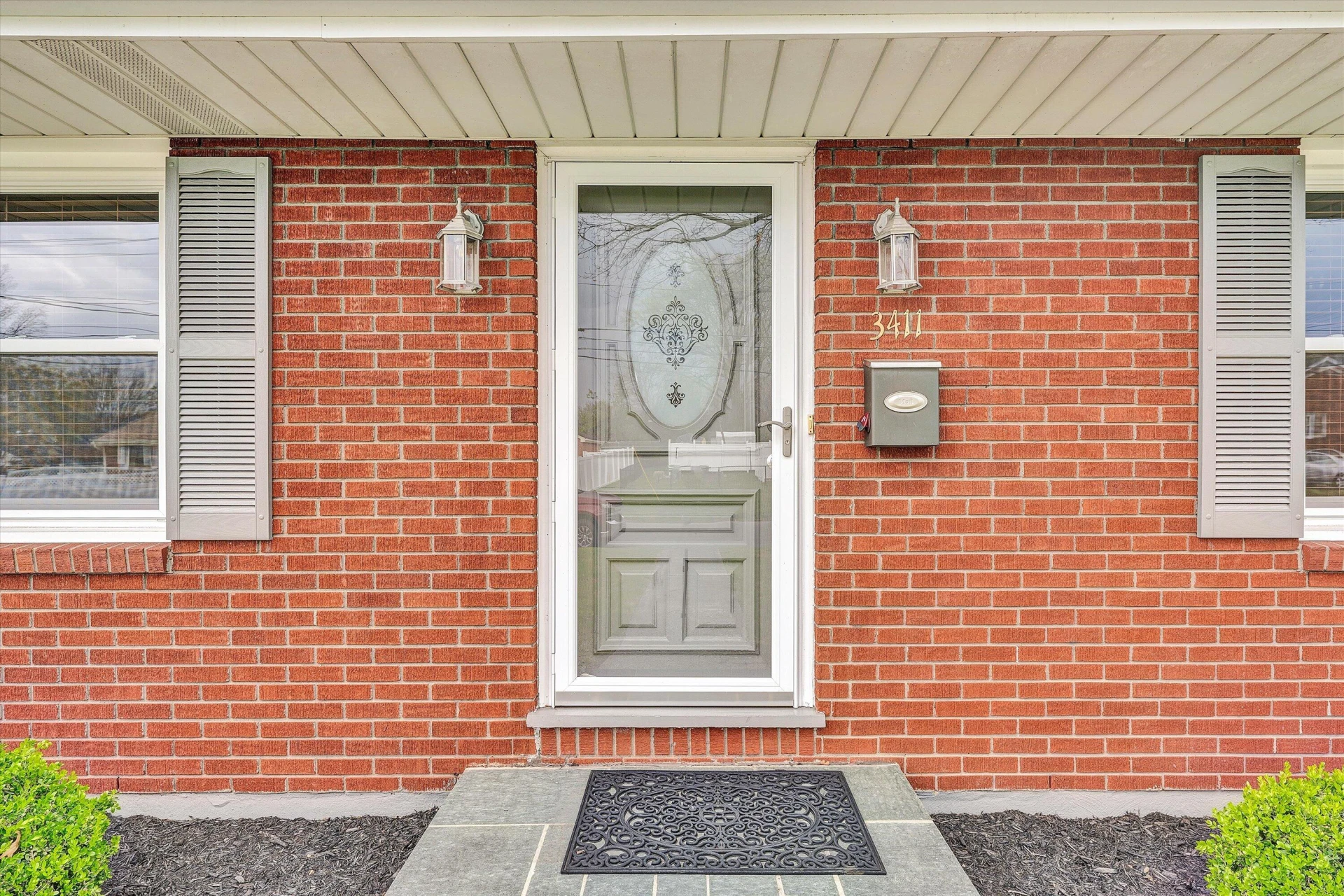 3411 Frontier RD NW - Photo 4