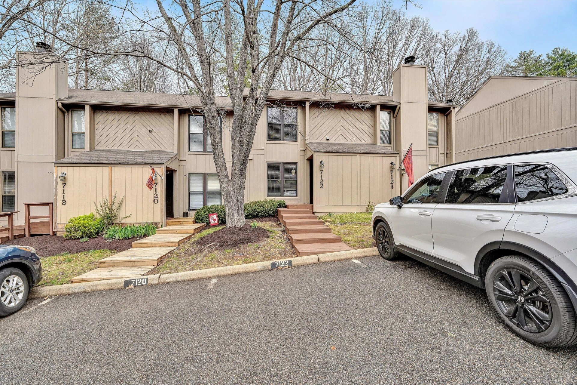 7122 Woods Crossing DR - Photo 16