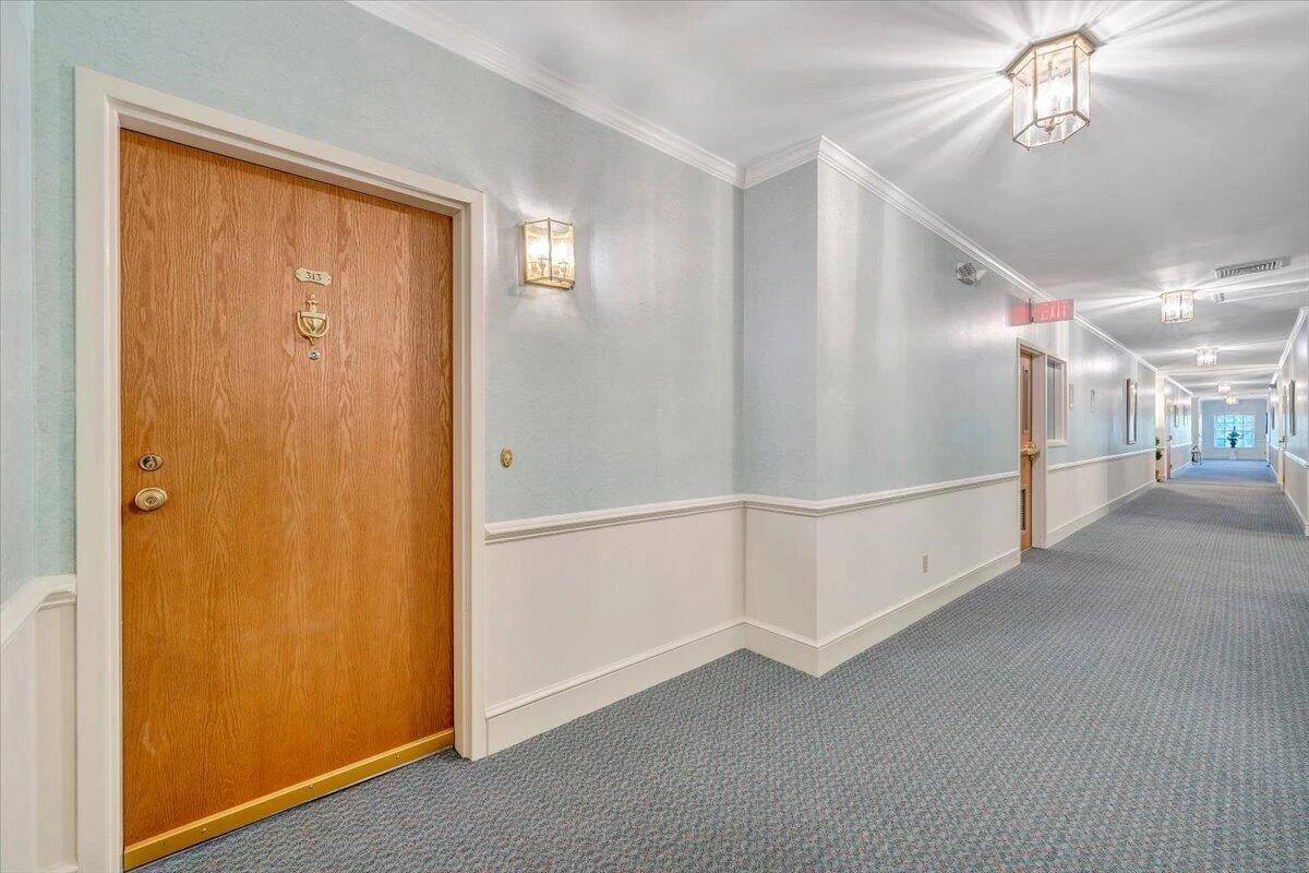 4641 Heather DR SW #APT 313 - Photo 4