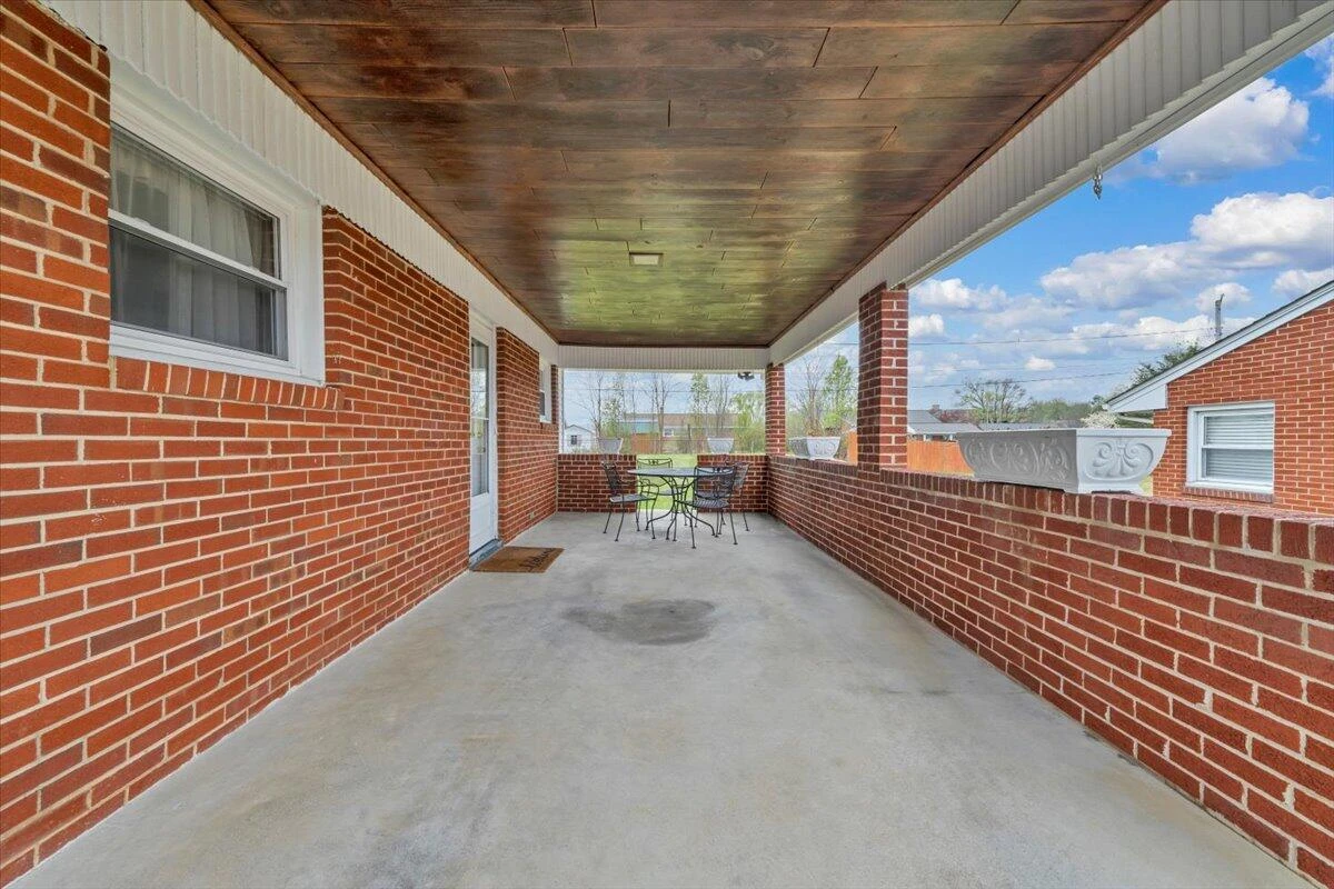 5156 Hazelridge RD NW - Photo 28