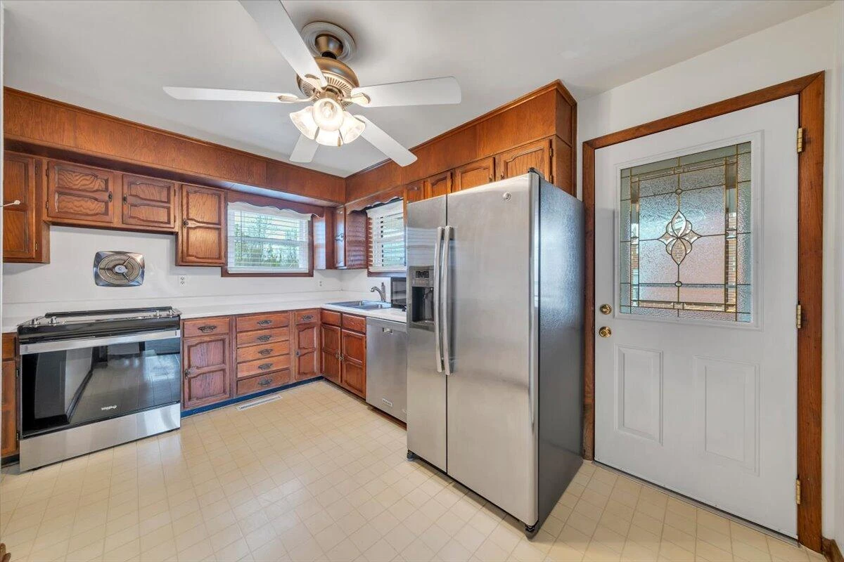 5156 Hazelridge RD NW - Photo 8