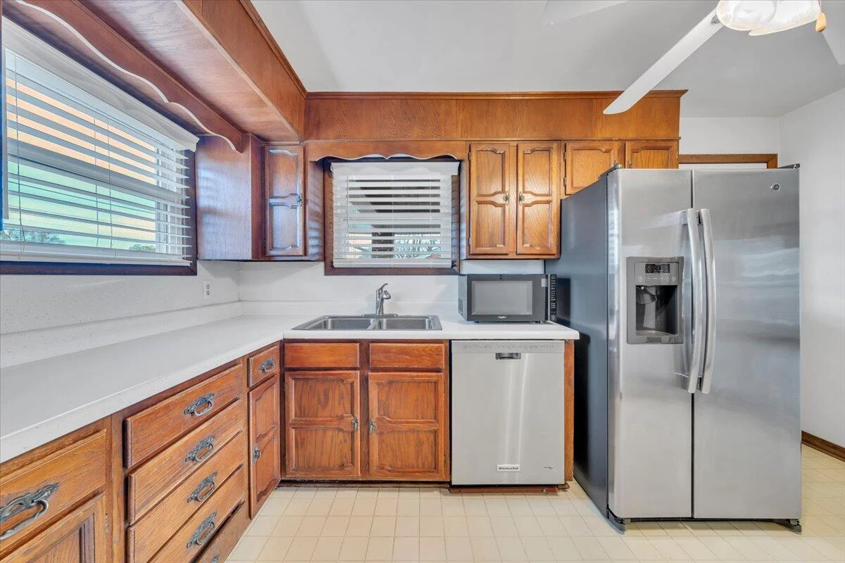 5156 Hazelridge RD NW - Photo 9
