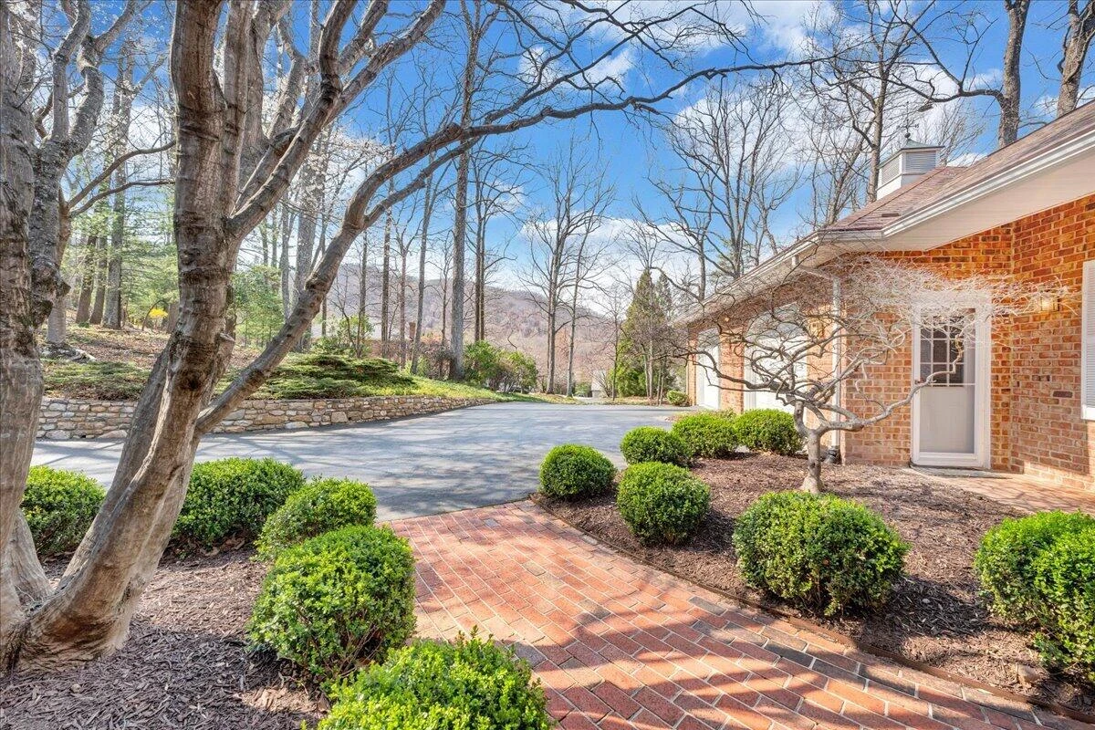 6780 Hidden Woods DR - Photo 13