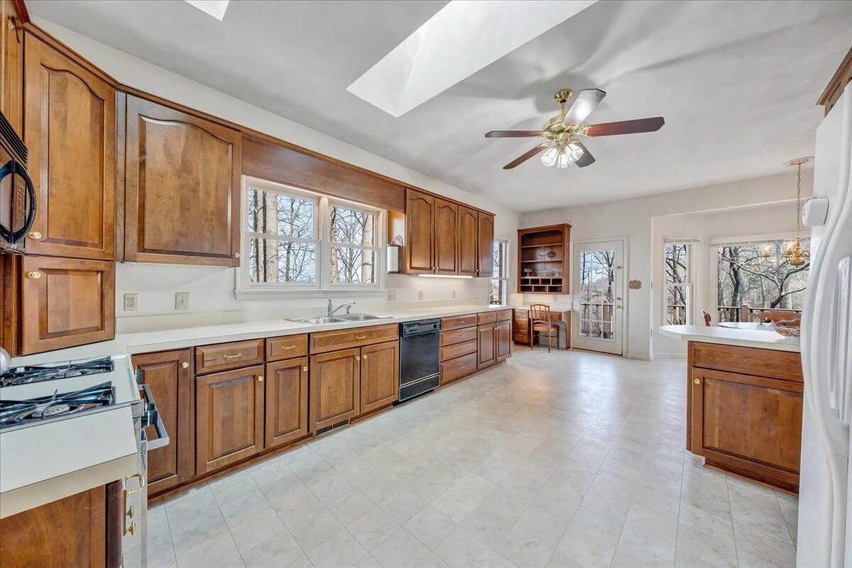 6780 Hidden Woods DR - Photo 26